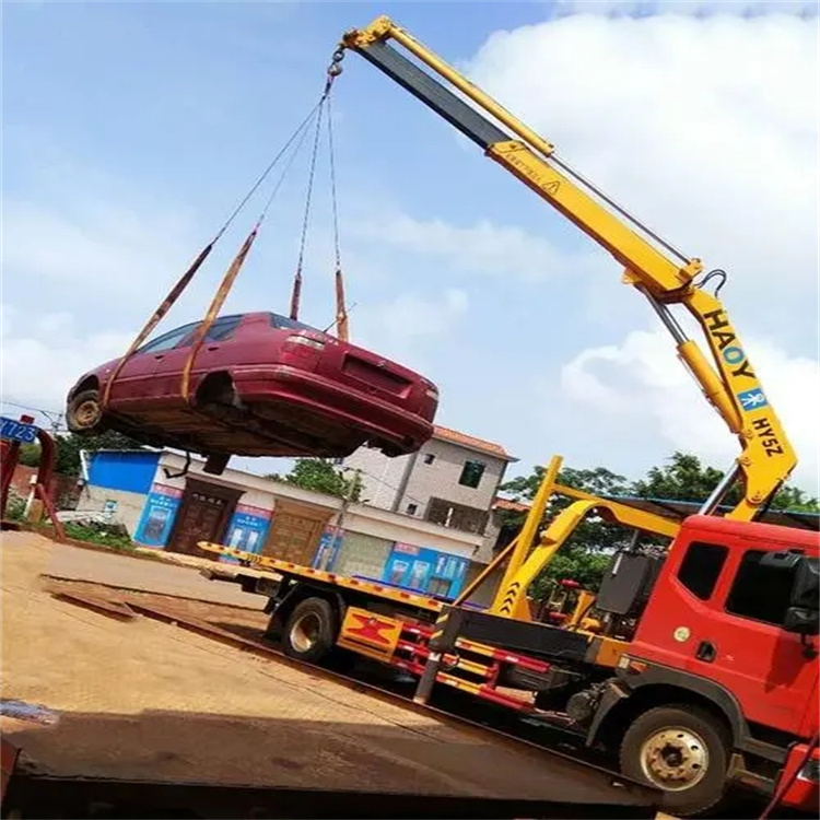 天门吊车吊汽车的正确方法